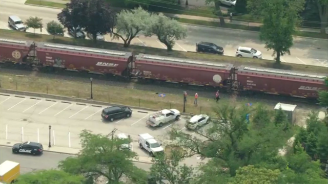 hinsdale-train-hits-pedestrian.png 